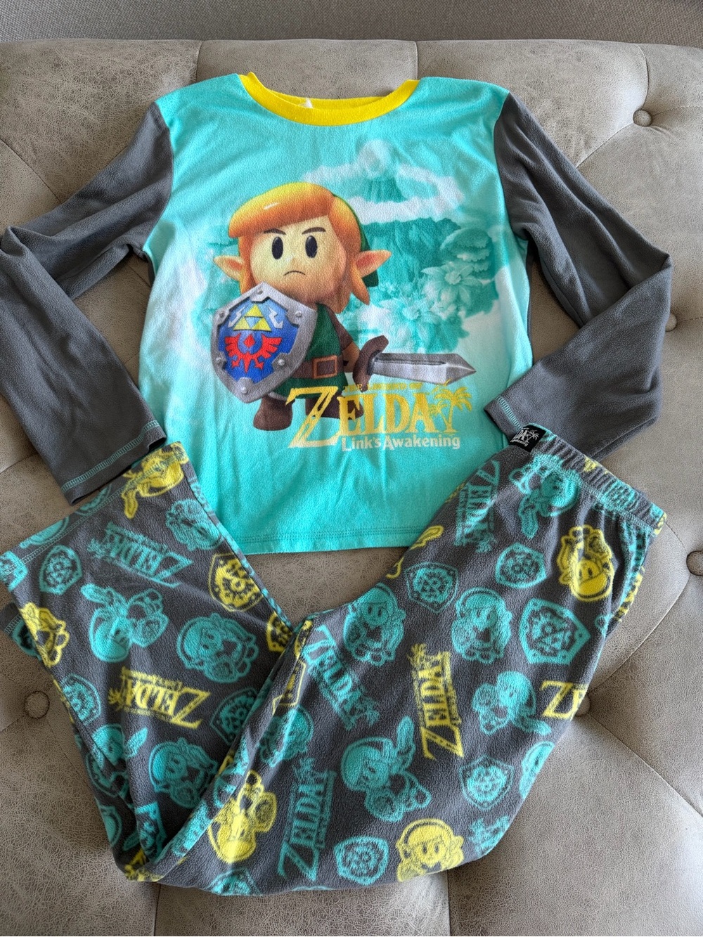 The Legend of Zelda Link's Awakening Kids Pajama Set size L 10/12